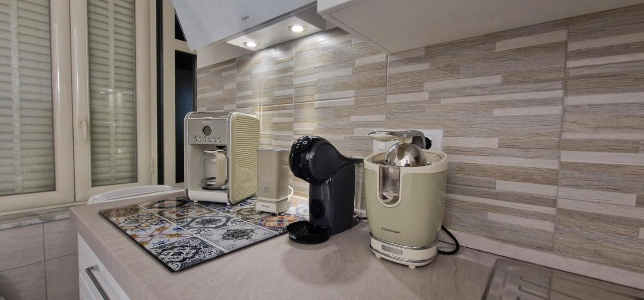 Appartamento B&B La Dimora Di Parthenope ナポリ エクステリア 写真